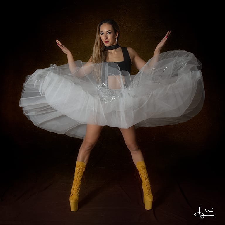 anna abugattas pole dance terrassa